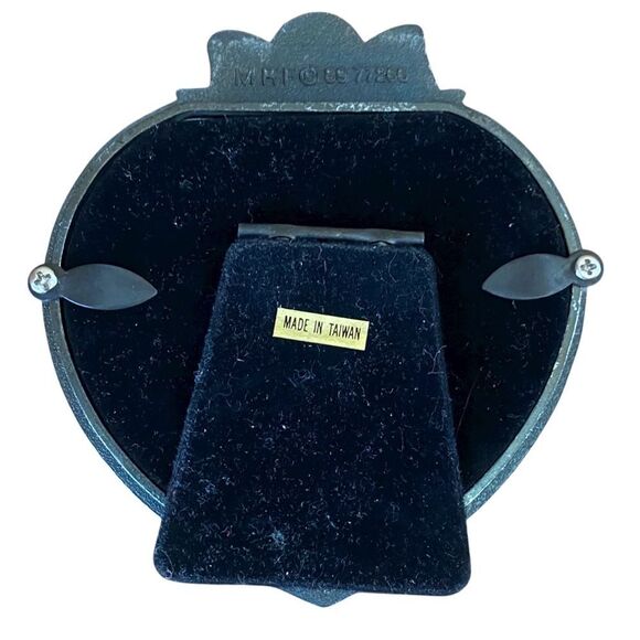 Two Jennifer Moore & Lawrence Victorian Heart-Shaped Antique Silver Frames - Picture 7 of 8